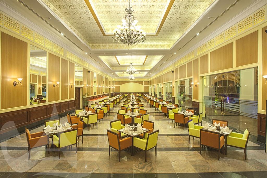 Grand Amara Отель