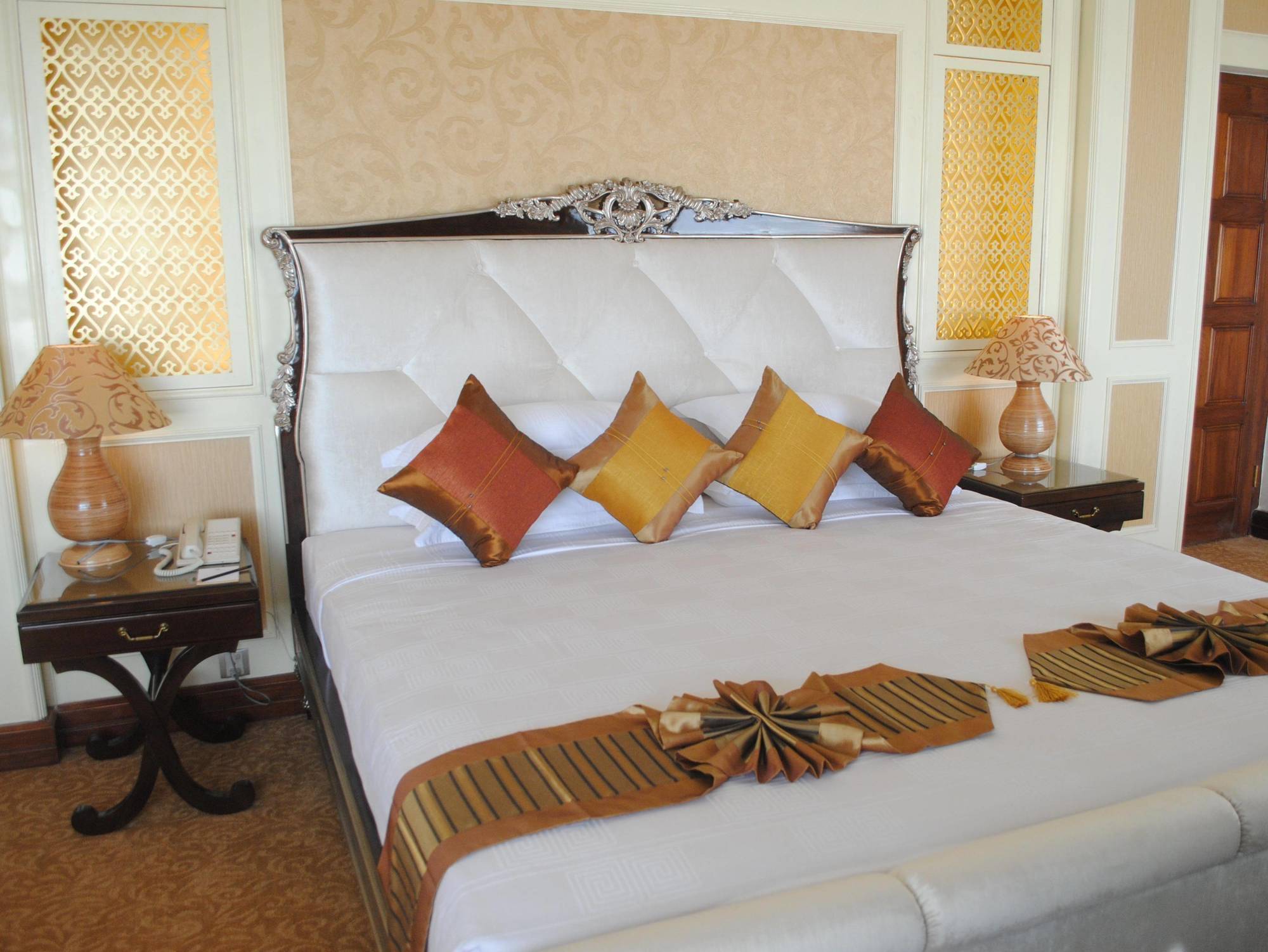 Отель Grand Amara 5*